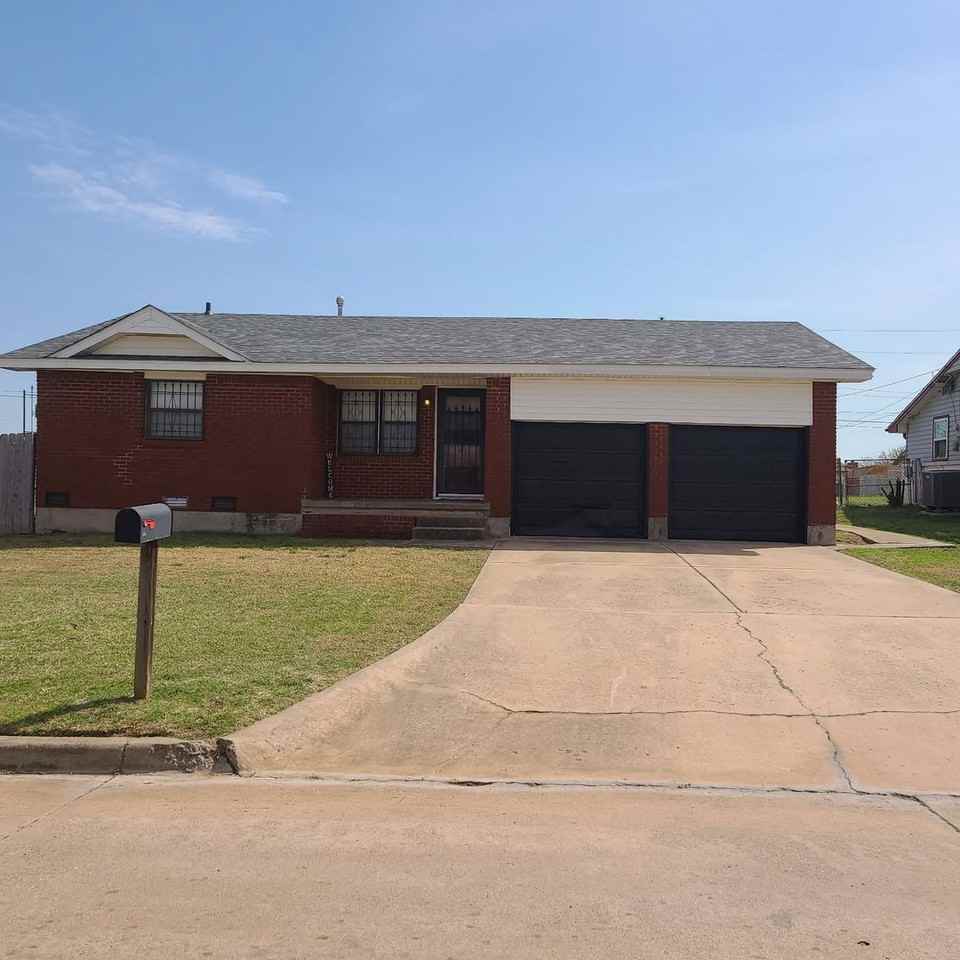 4229 Se Bedford Dr