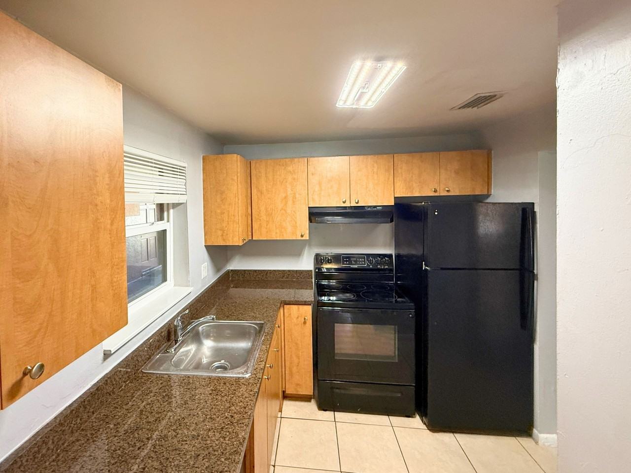 2221 NW 58th Terrace - Photo 3 of 50