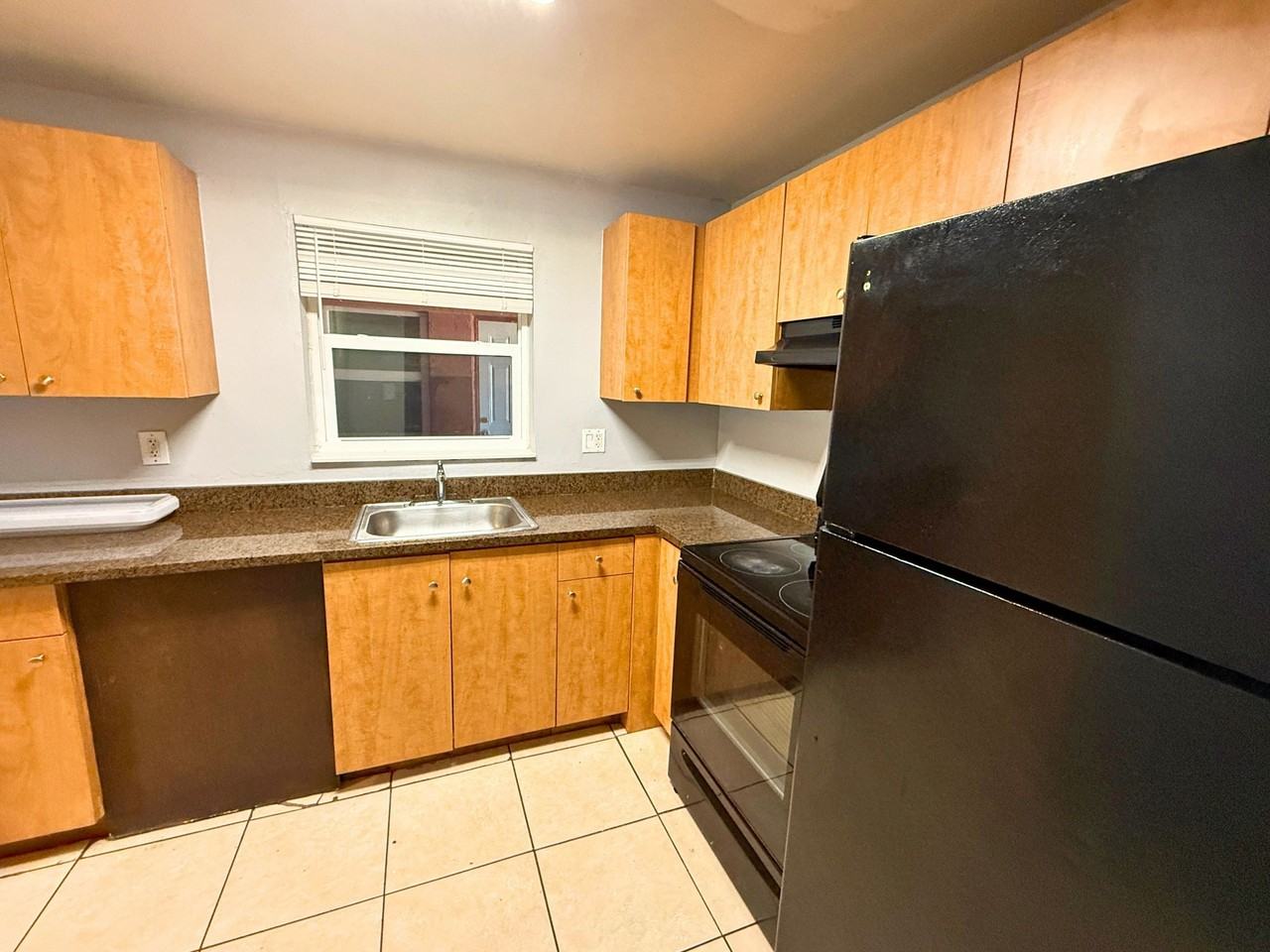 2221 NW 58th Terrace - Photo 4 of 50