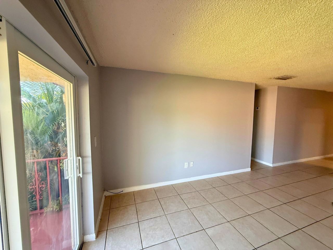 2221 NW 58th Terrace - Photo 5 of 50