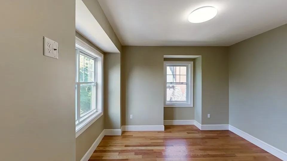 2325 Bowdoin Ave #5 - Photo 6 of 17