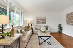 featured image of 948 Neil St Ne