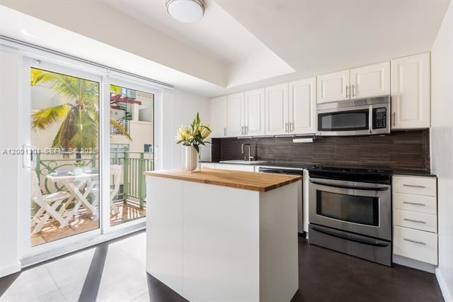 635 Euclid Ave #225 - Photo 3 of 22