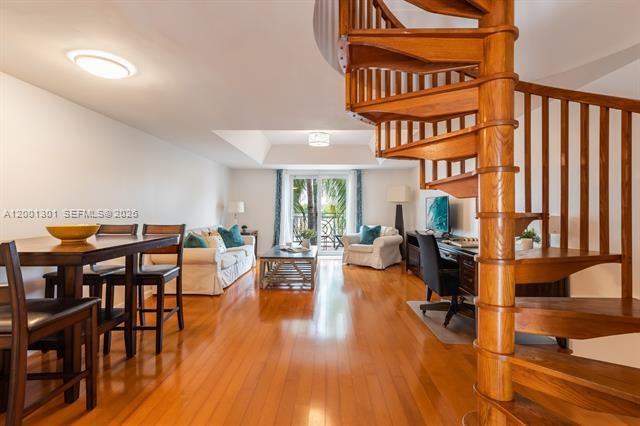 635 Euclid Ave #225 - Photo 5 of 22