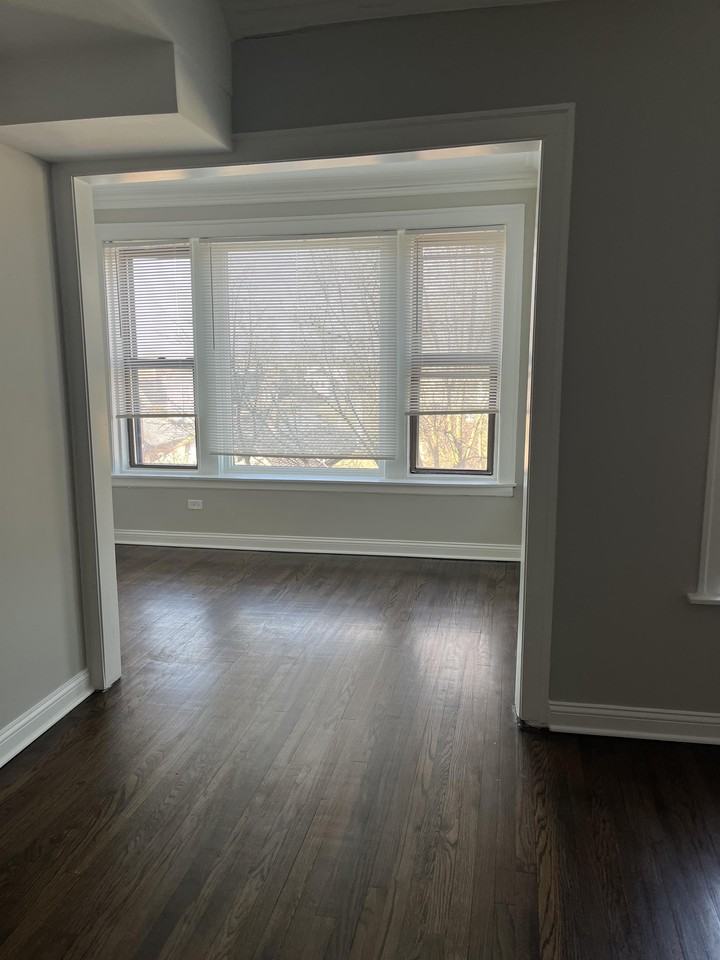 Carpenter - Photo 3 of 21