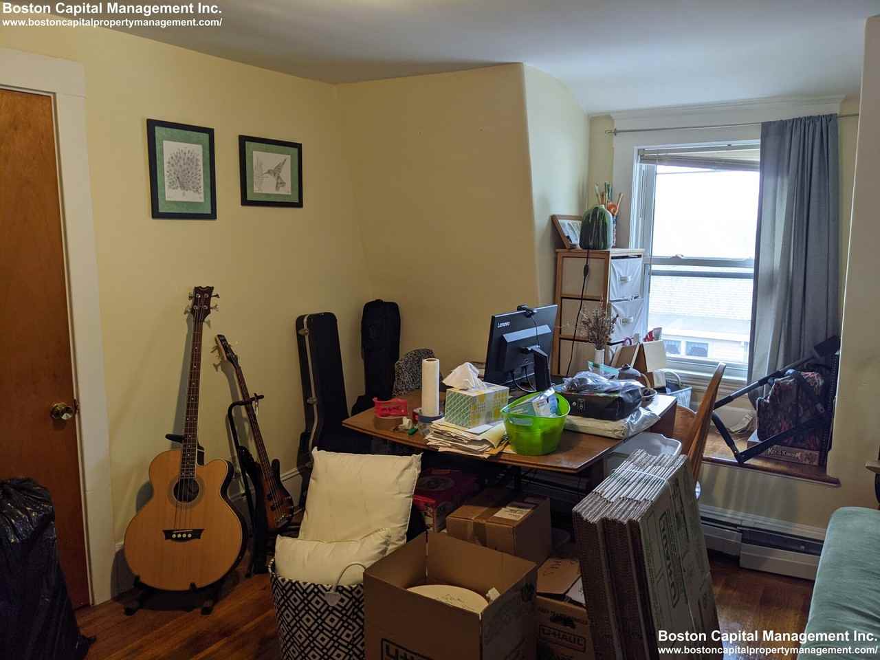464 Highland Ave - Photo 3 of 9