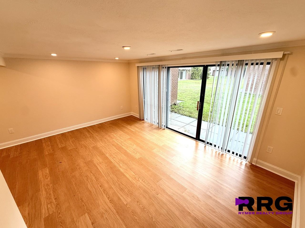 Norwest Dr #515 - Photo 2 of 22