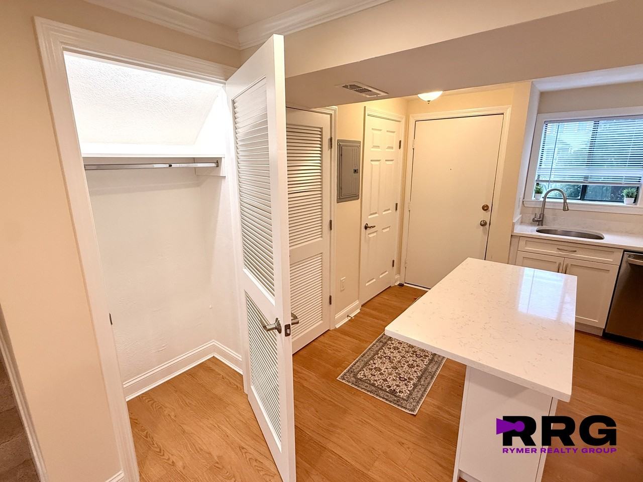 Norwest Dr #515 - Photo 4 of 22
