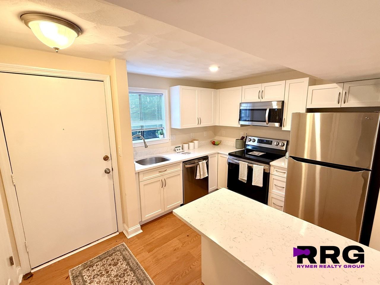 Norwest Dr #515 - Photo 5 of 22