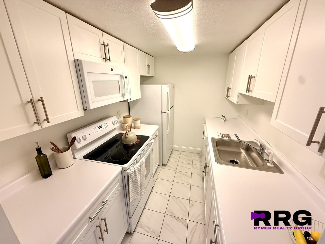 Norwest Dr #812 - Photo 3 of 19