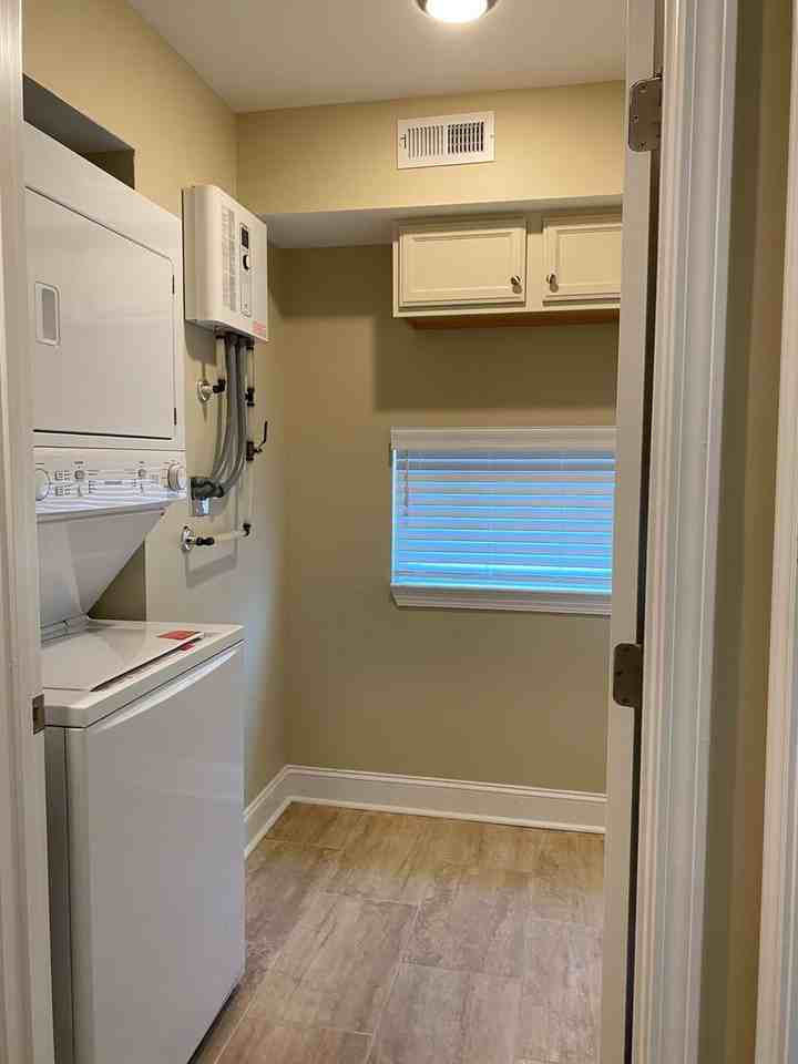 106 S Anderson St - Photo 5 of 17