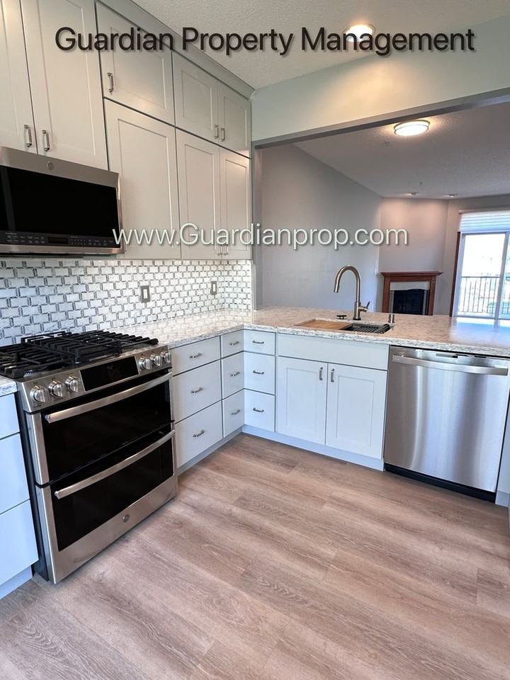 15575 Junegrass Ln - Photo 4 of 24