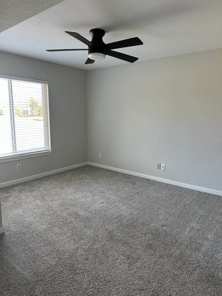 951 Pine Valley Drive - Photo 3 of 20