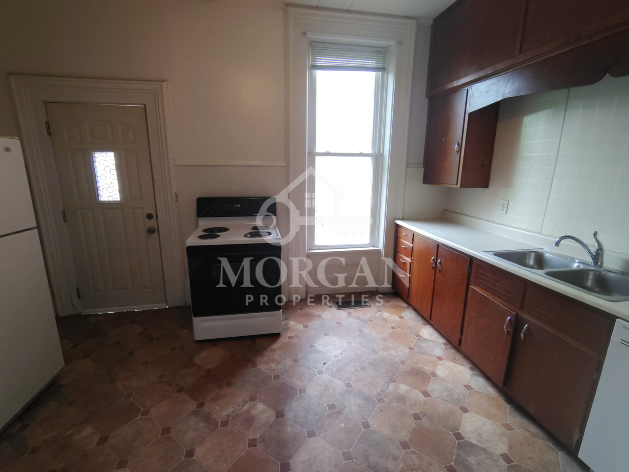 1220 South Washington Street #B - Photo 3 of 5
