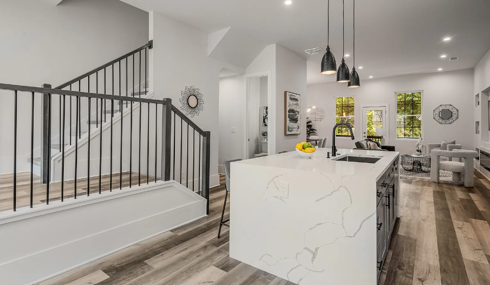 3165 Dogwood Drive - Photo 4 of 50