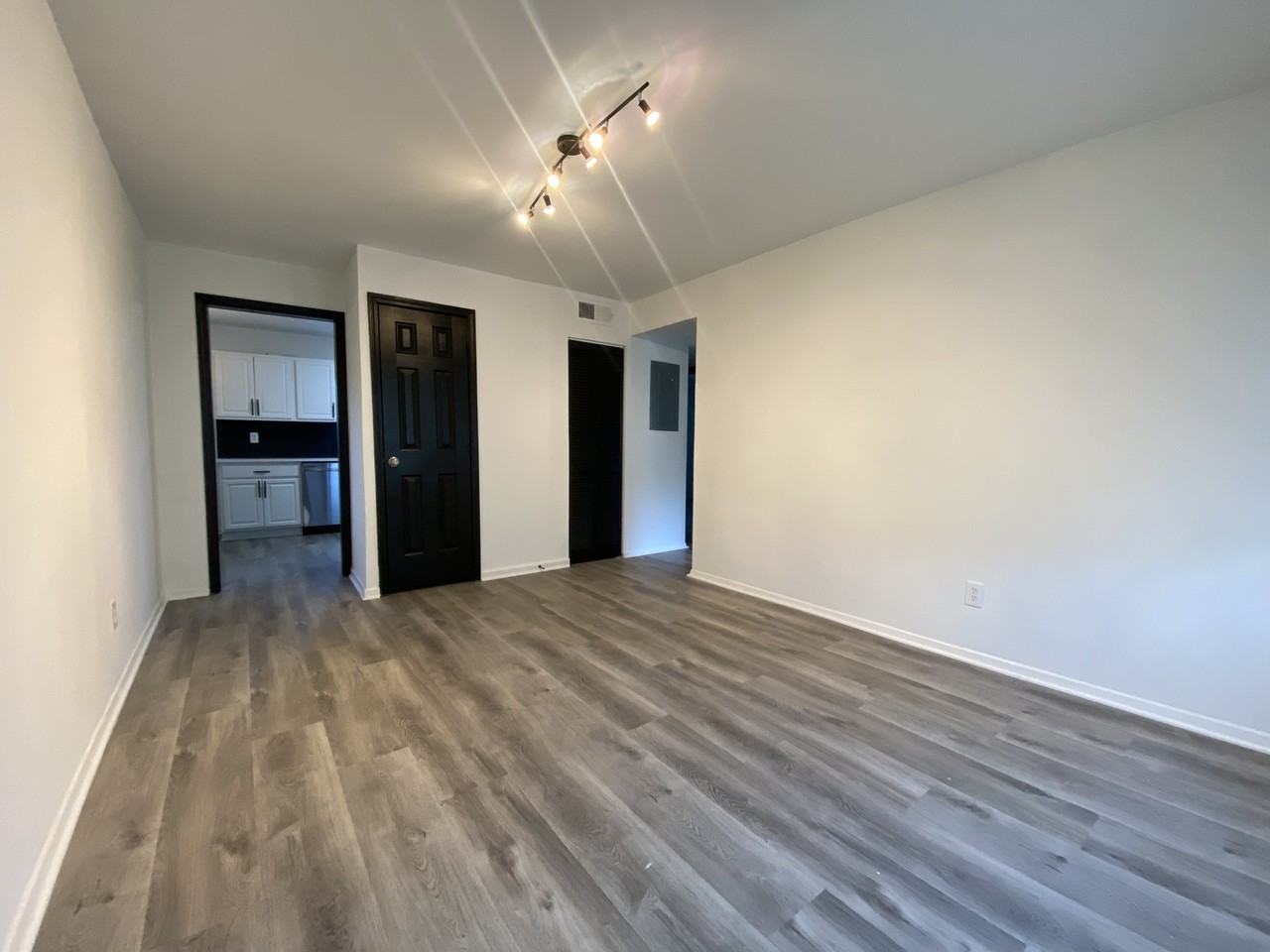 740 Mozley Drive Southeast - Photo 2 of 17