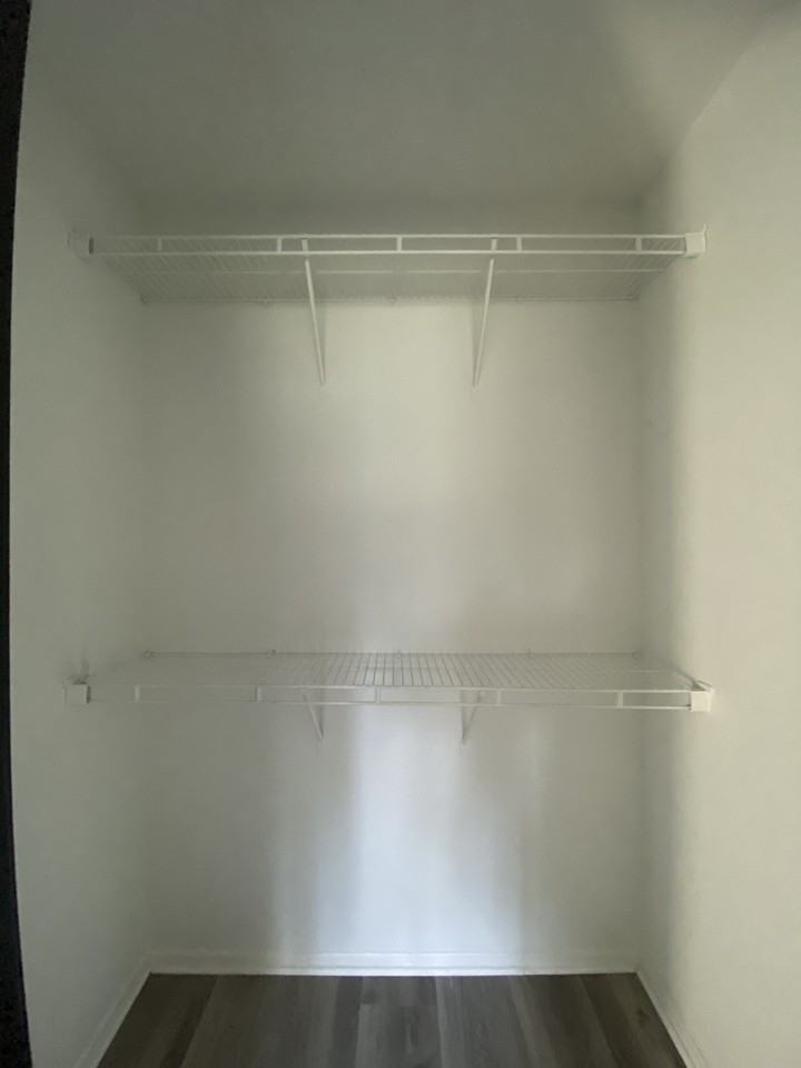 740 Mozley Drive Southeast - Photo 6 of 17