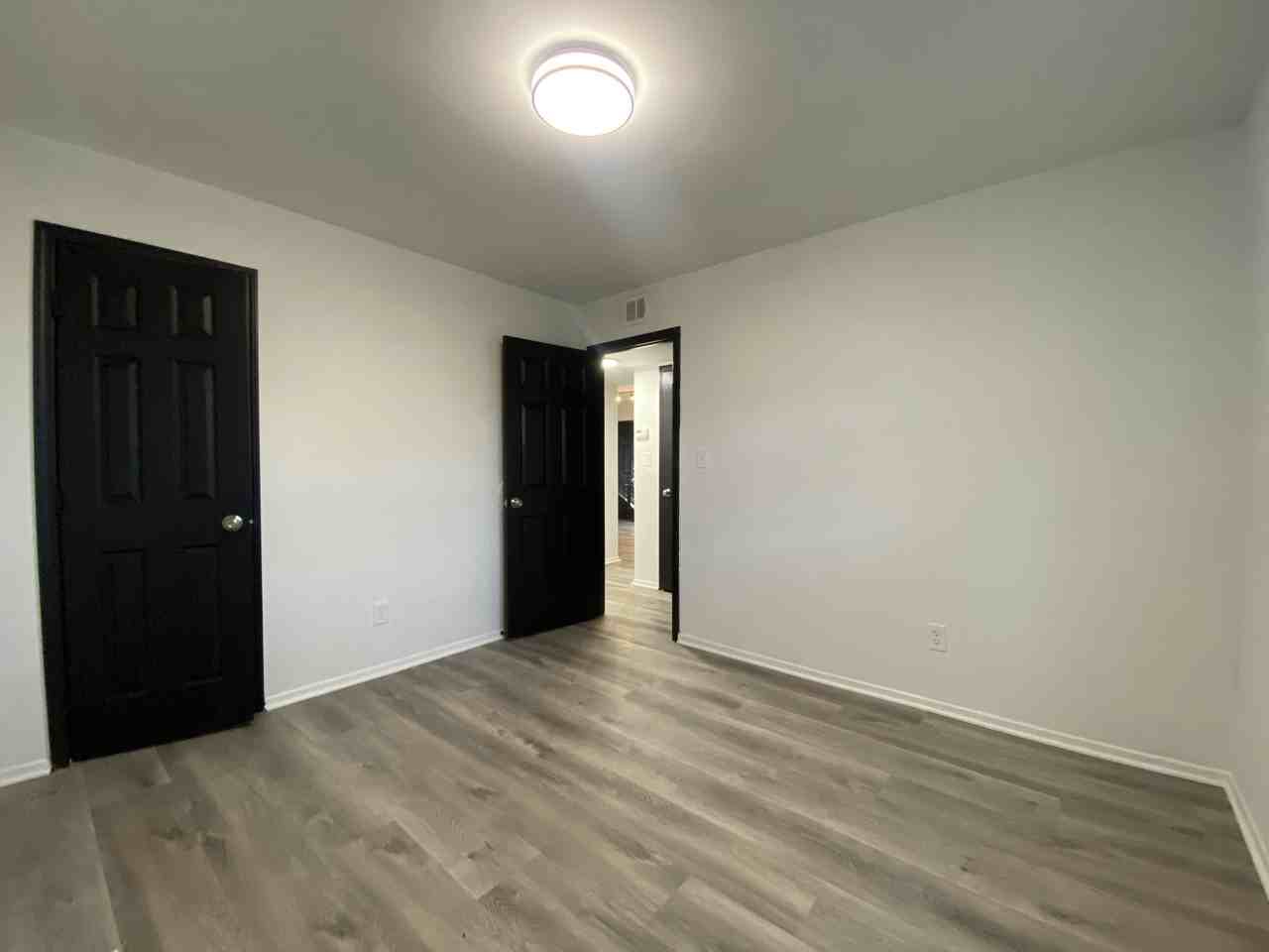 740 Mozley Drive Southeast - Photo 7 of 17