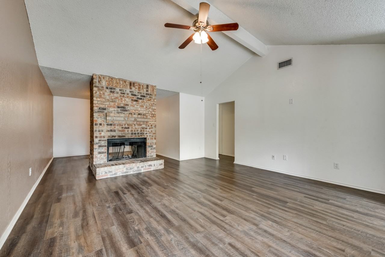 2907 Kathleen Lane - Photo 3 of 17