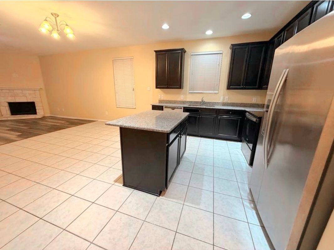 3109 Walker Creek Dr - Photo 2 of 19