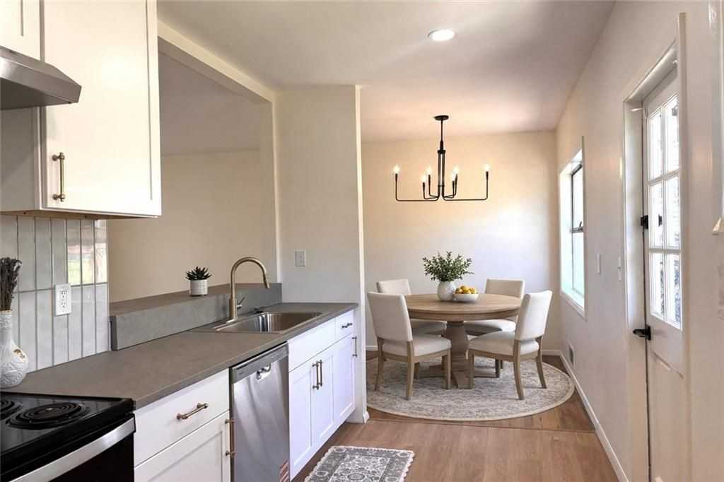 5009 Crowe Dr Se - Photo 3 of 15