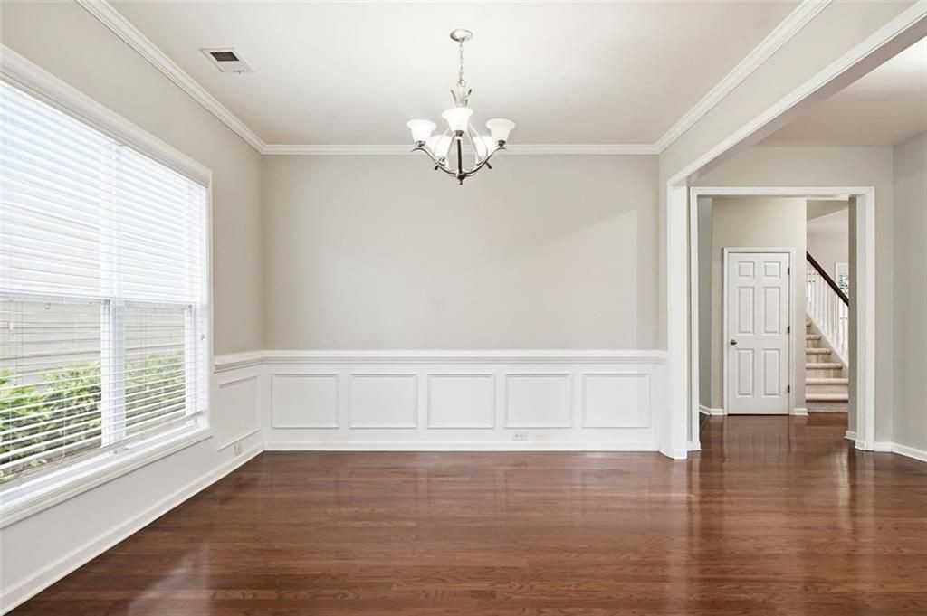 3685 Silver Springs Rd - Photo 5 of 31