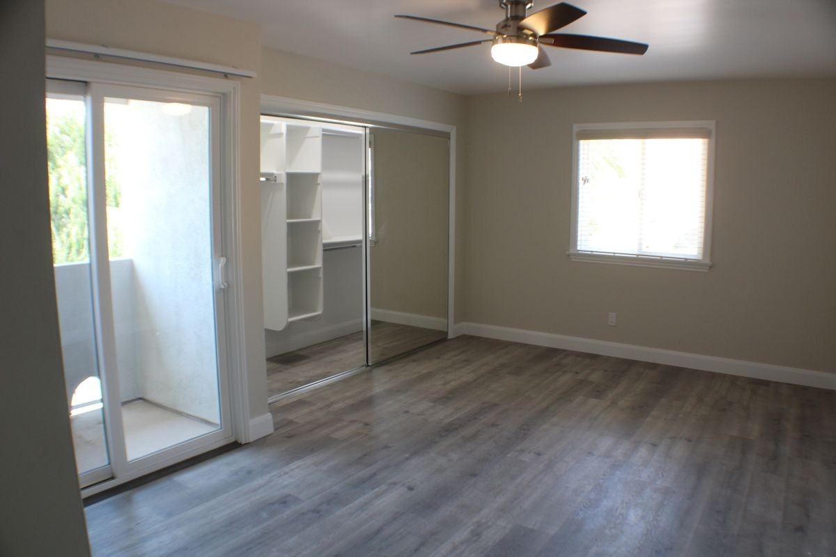 2202 Phelan Ln - Photo 7 of 15