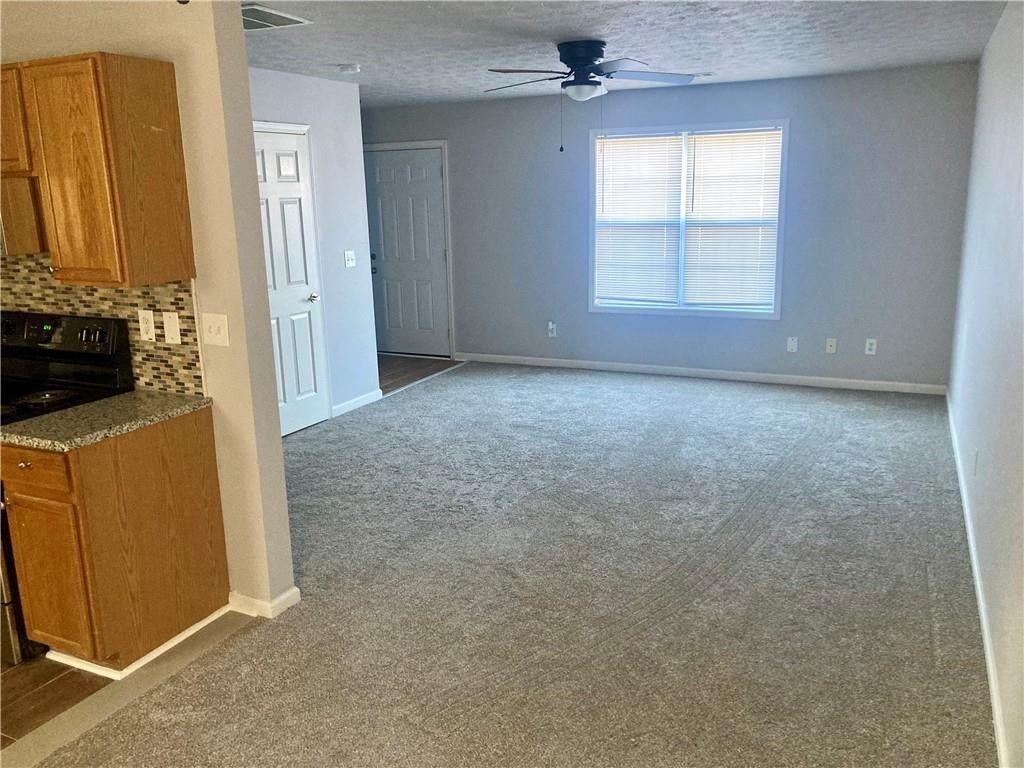 625 Baron Dr ##B - Photo 3 of 16