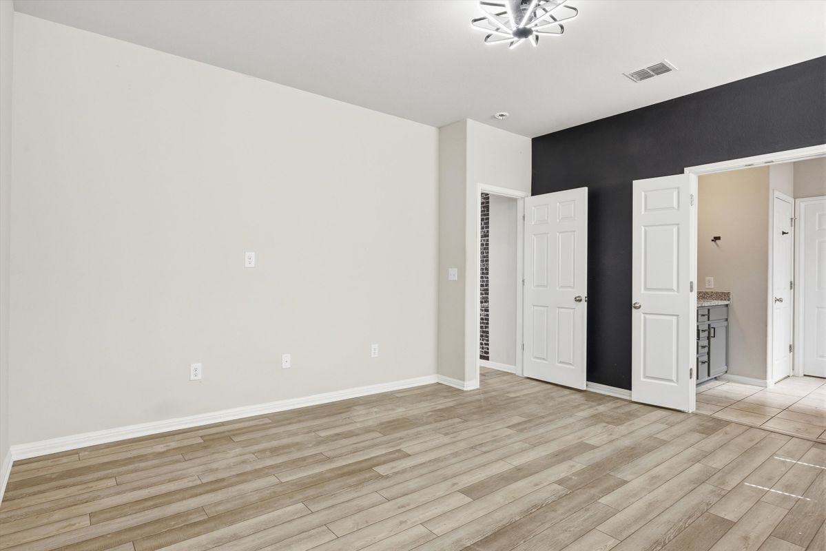 6400 Mary Lewis Dr - Photo 4 of 15