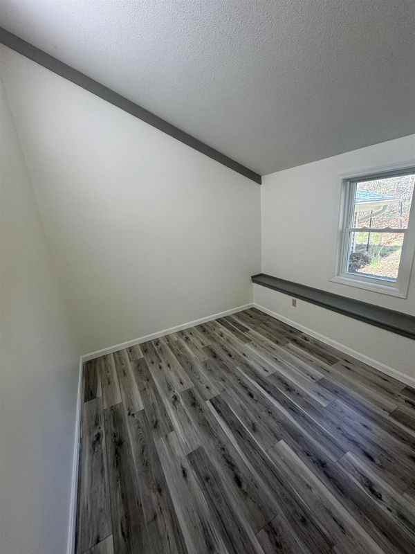 154 Mountain Rd - Photo 3 of 7
