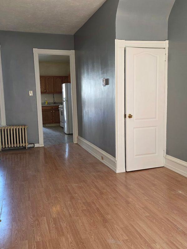 1221 Fidelity St - Photo 2 of 8