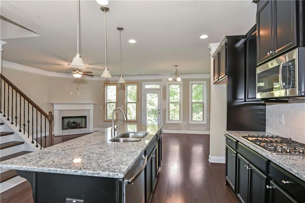 3179 Quinn Pl ##4 - Photo 2 of 18