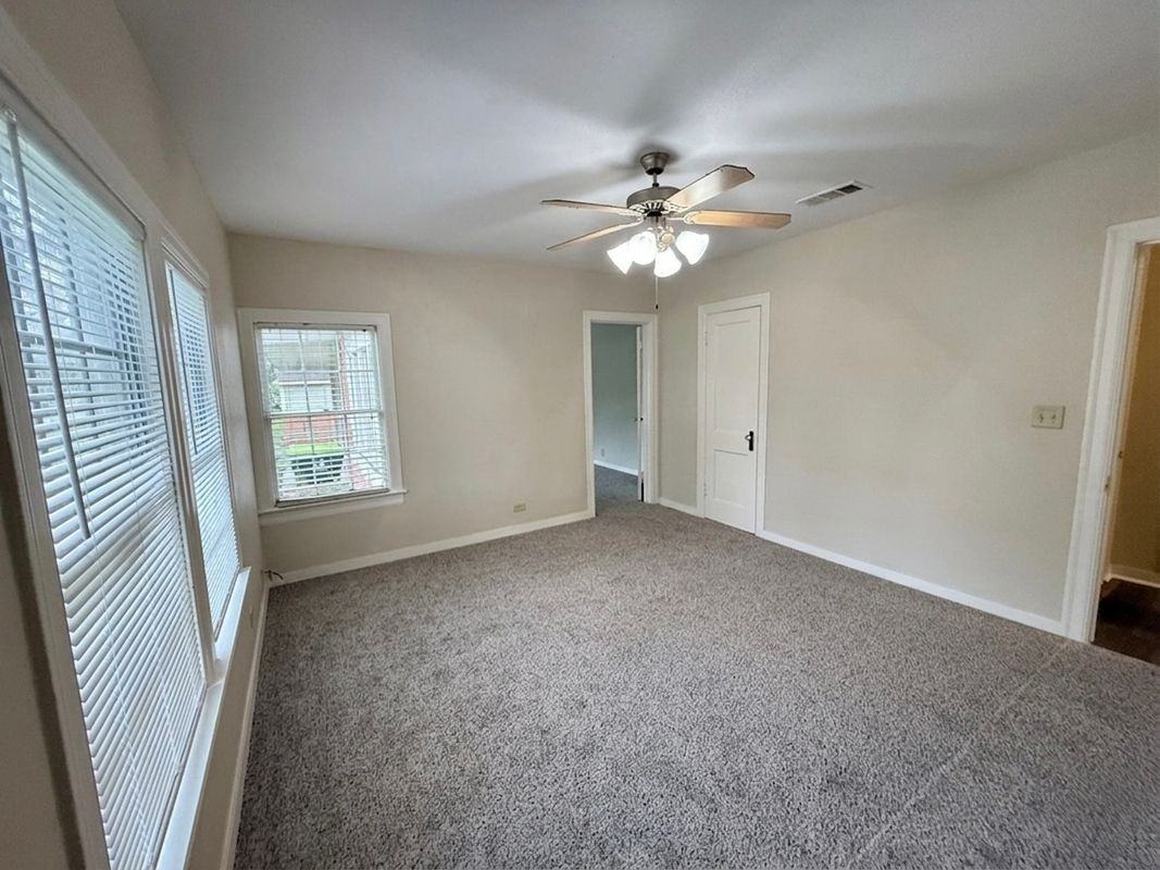 2824 4th St - Photo 2 of 16