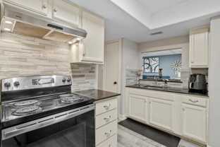 2938 Camelot Ln - Photo 1 of 1