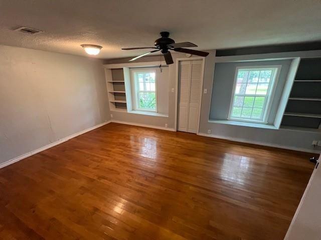 1621 Bayou Dr - Photo 5 of 9