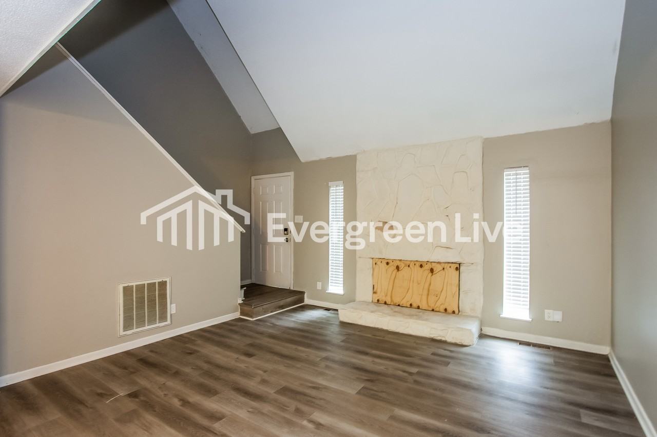 6629 Paloverde Ln - Photo 3 of 15