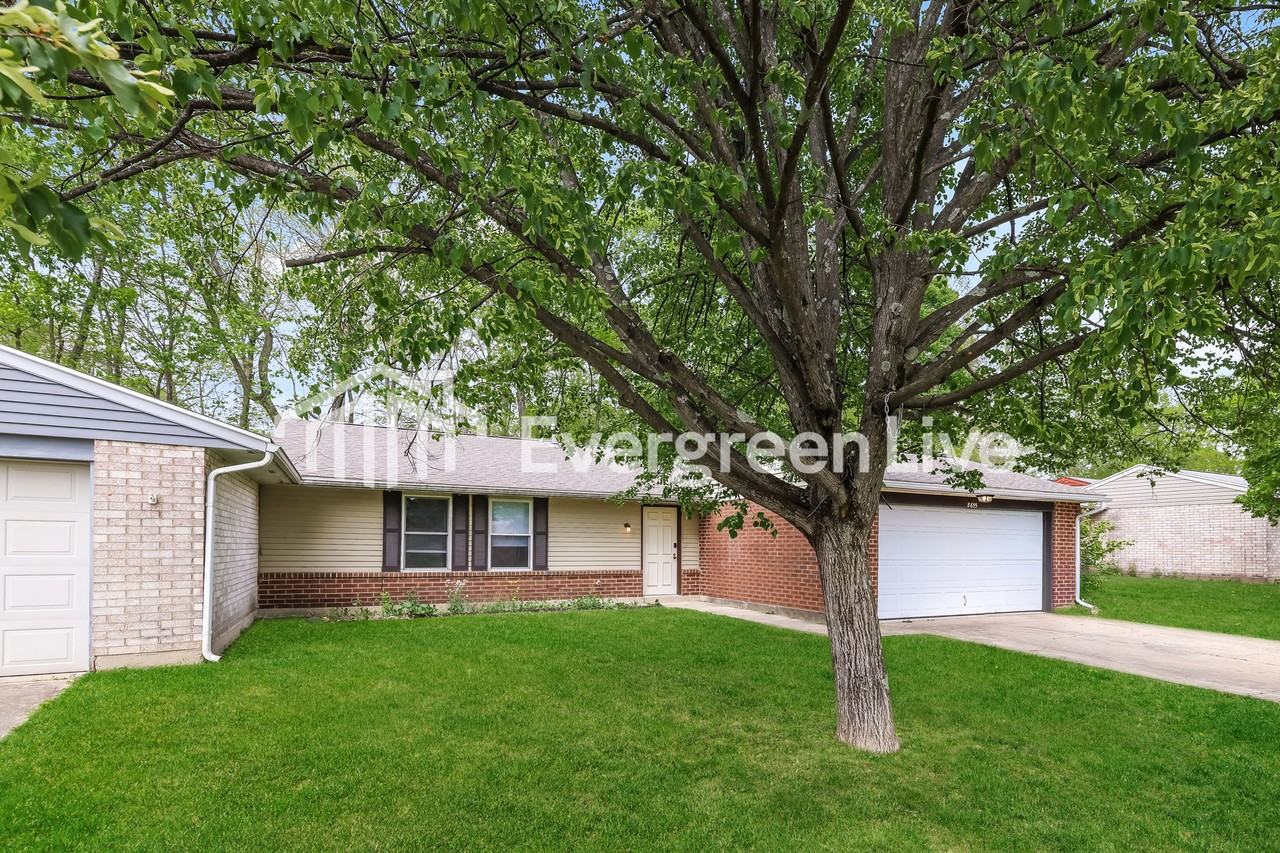 8655 Baton Rouge Dr - Photo 2 of 15