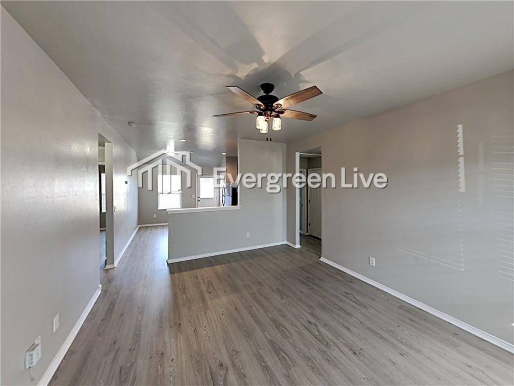 9601 Evie Dr - Photo 3 of 8