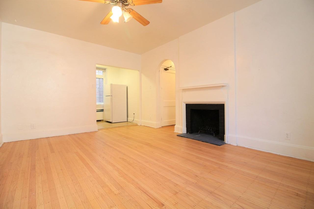 1612 Pine Street - Photo 6 of 40