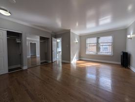 901 W Argyle St #1I - Photo 1 of 1