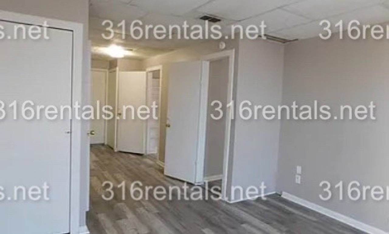 School Apartments - Photo 6 of 17