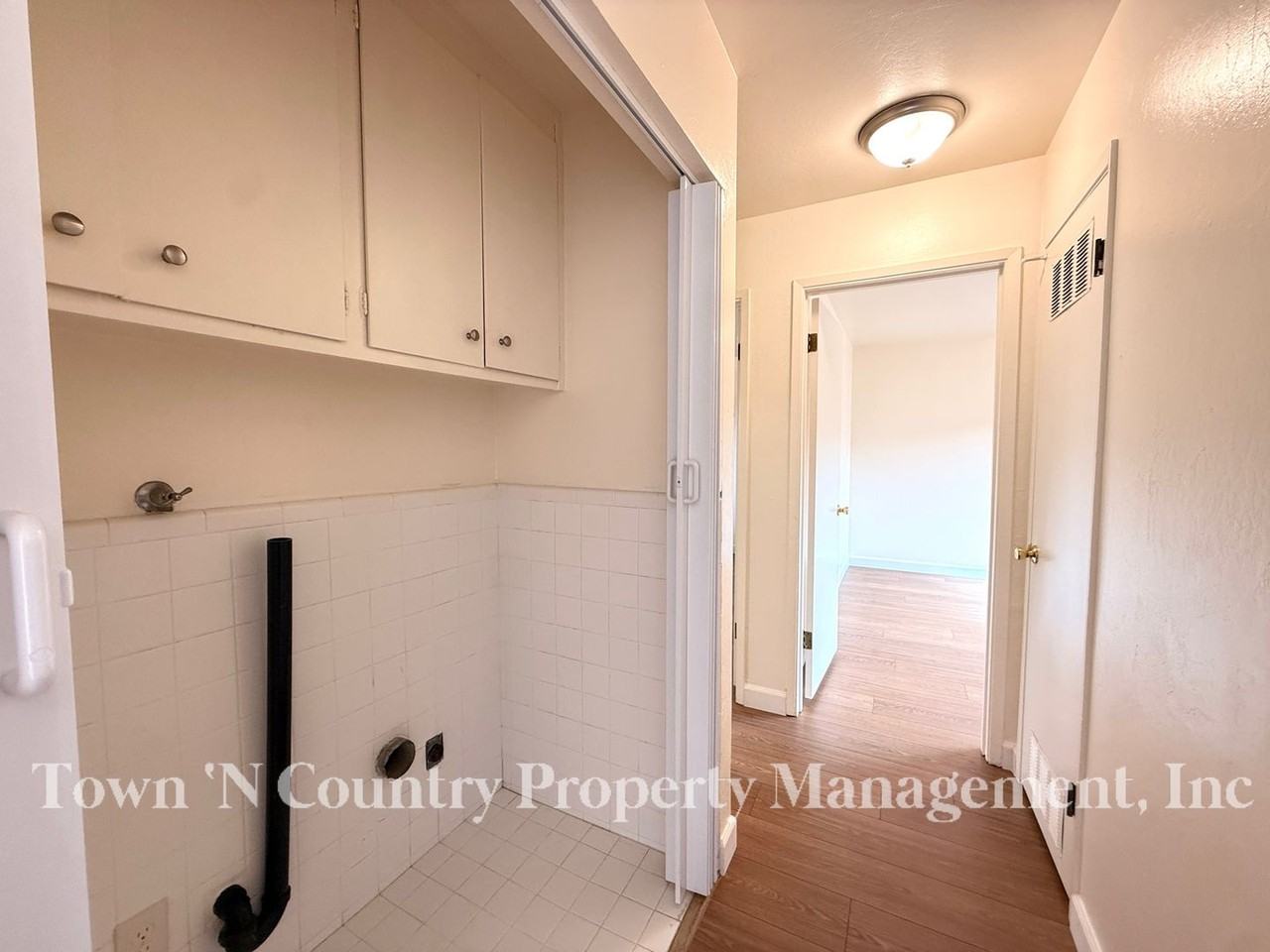 239 W Alvin Dr - Photo 6 of 14