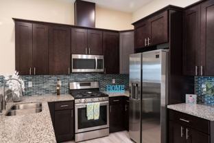 Pacific Heights Apartments - Photo 1 of 1