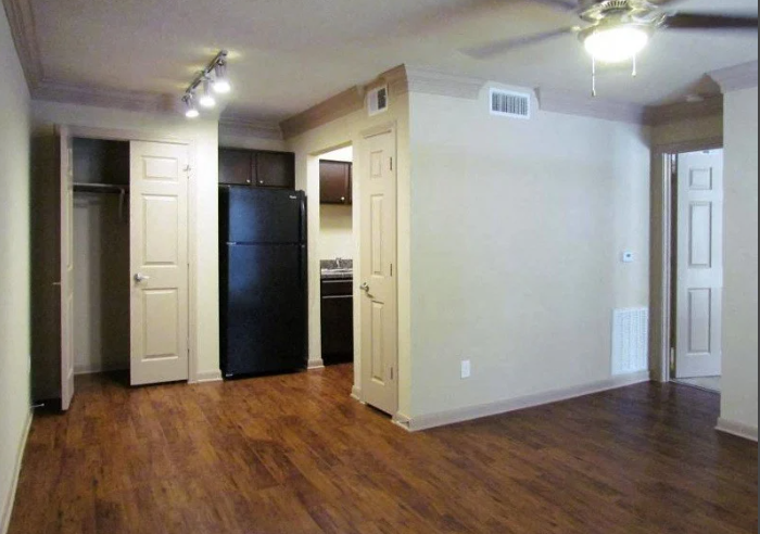 Zollie Scales Manor Apartments - Photo 2 of 2