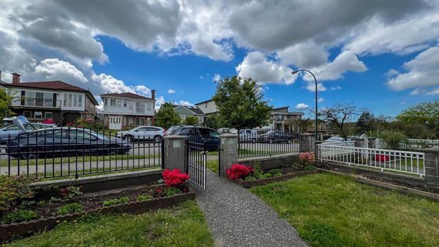 3239 East 24th Avenue - Photo 3 of 15