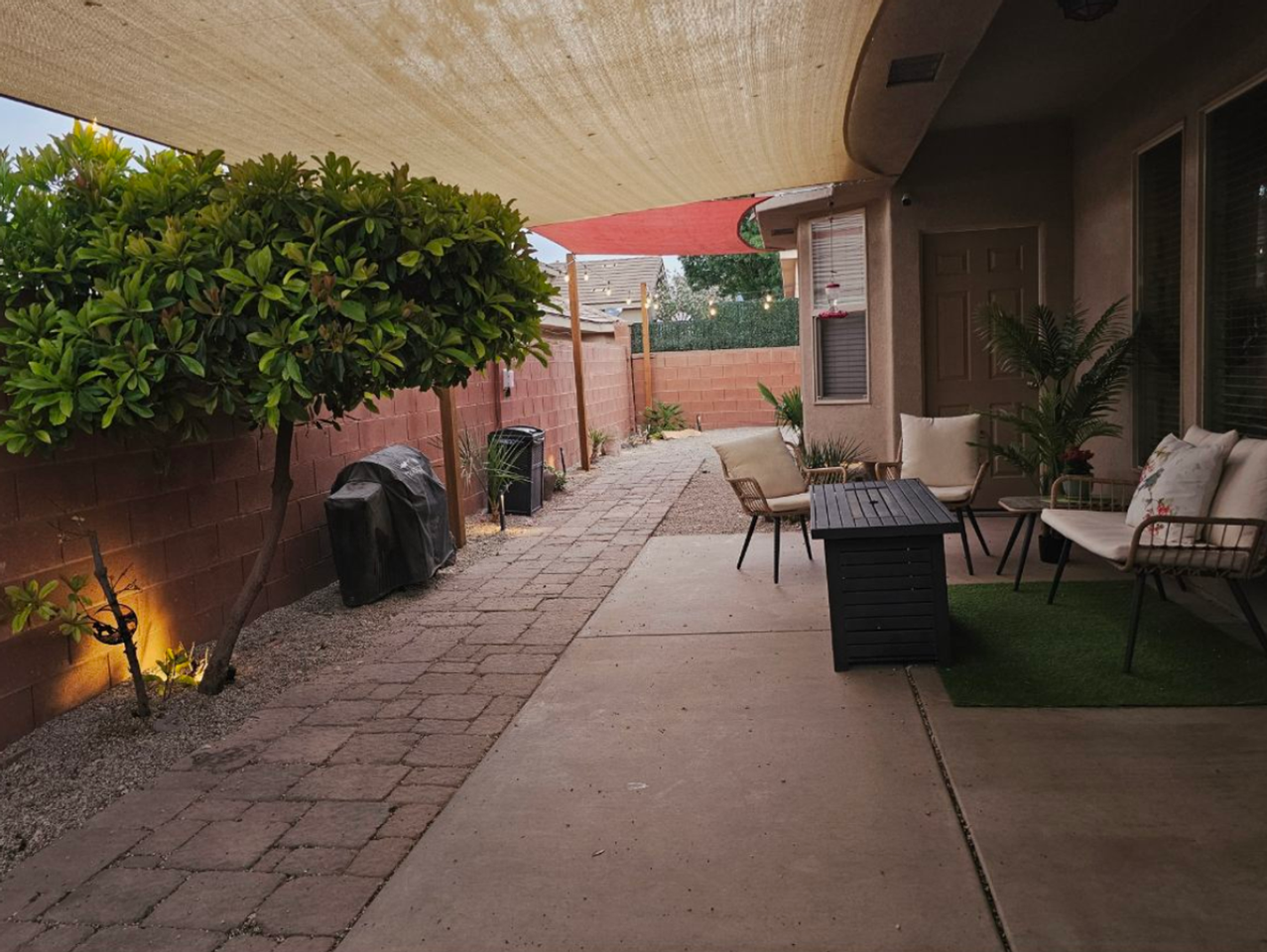 3304 W Palomar - Photo 4 of 16