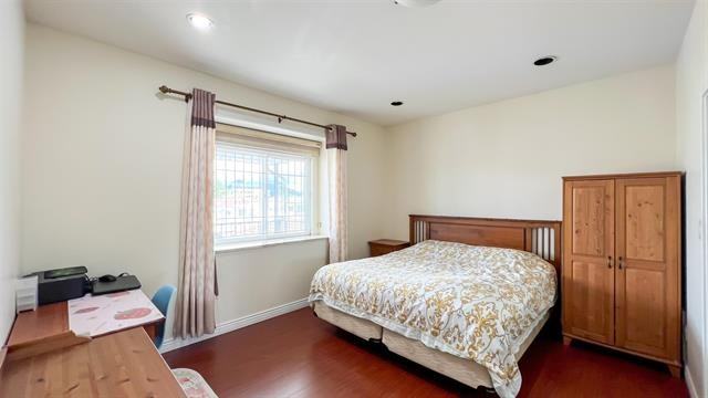 3239 East 24th Avenue - Photo 5 of 15