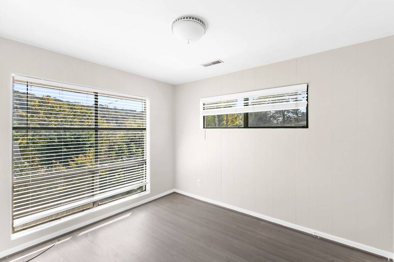 Ethel Apartments - Photo 6 of 6