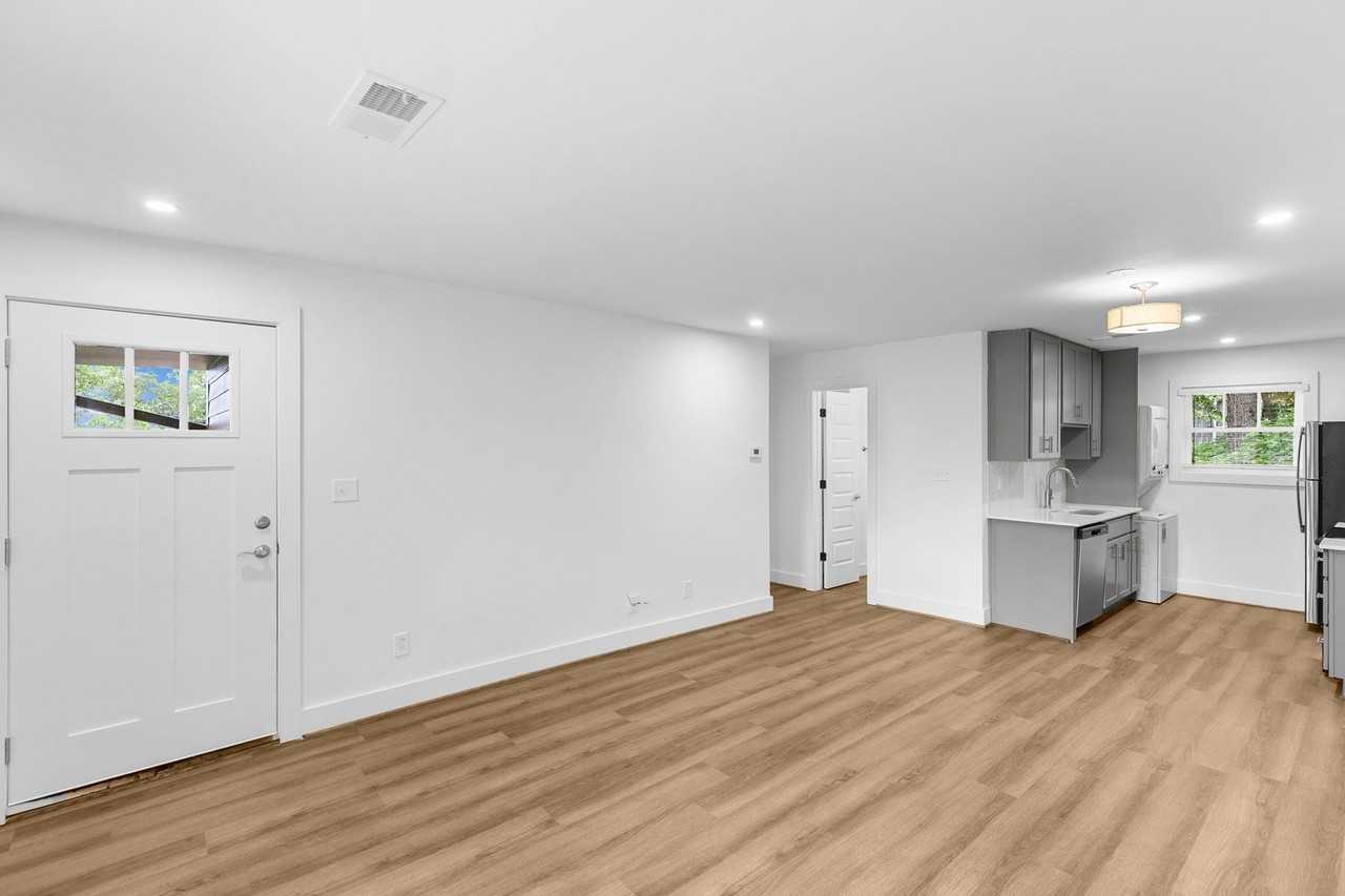 Patton Place - Photo 6 of 7