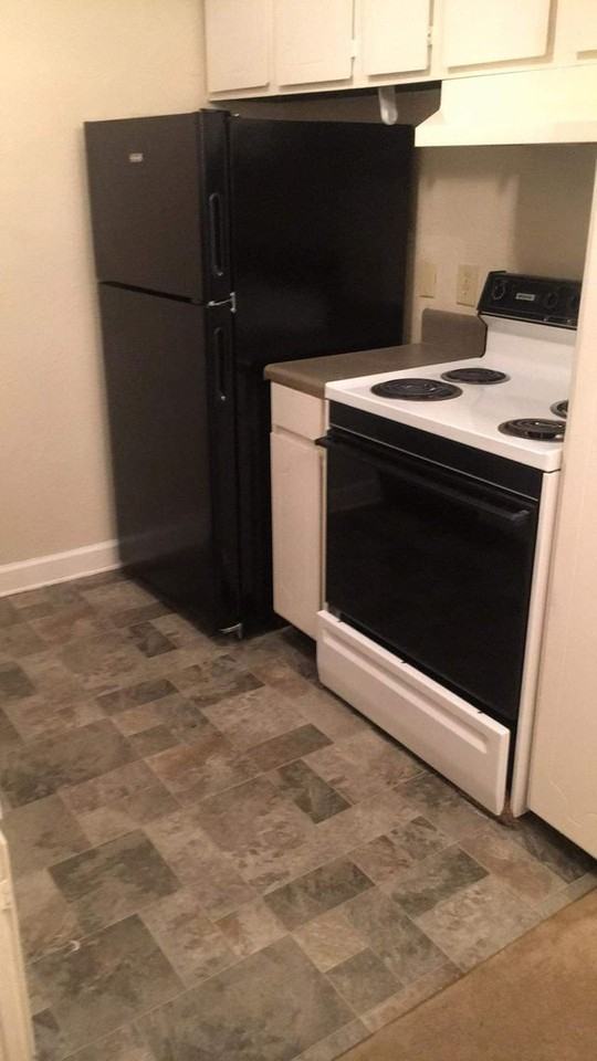 324 Menlo Dr - Photo 5 of 12